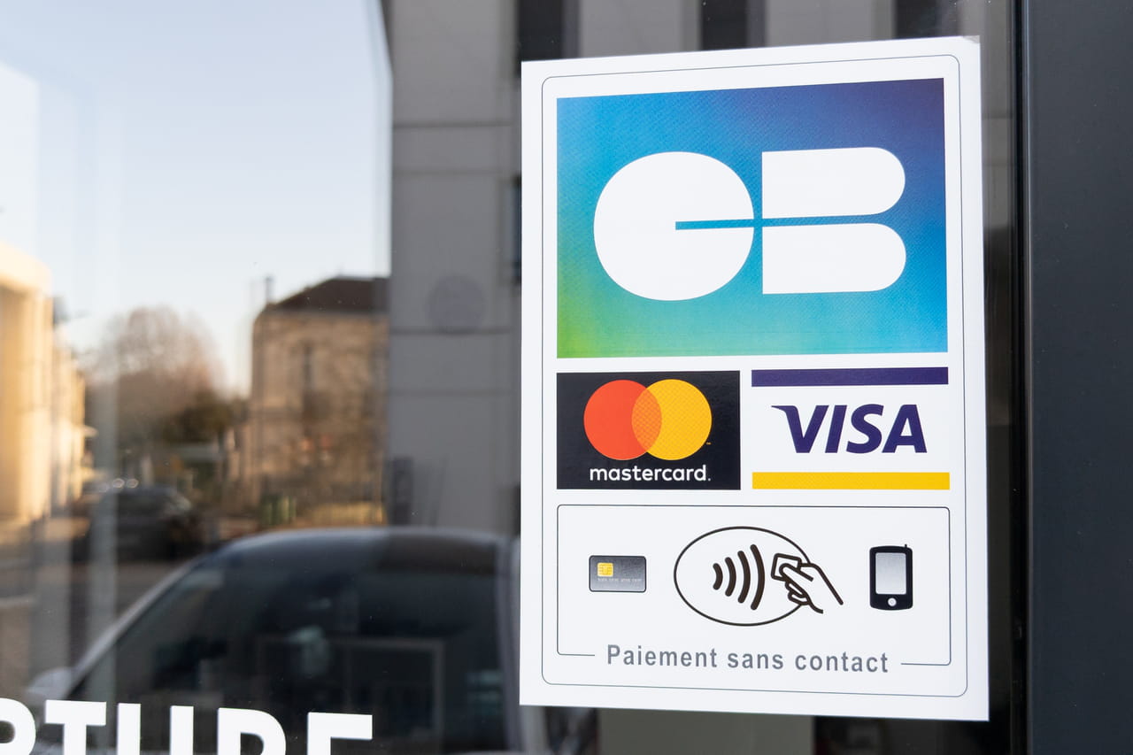 Carrefour, IKEA, Amazon... Les prix risquent d'augmenter en Europe à cause de certaines cartes bancaires
