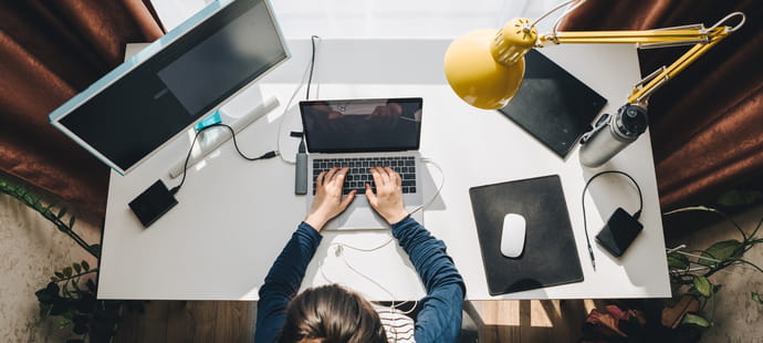 Travail &agrave; domicile&nbsp;: r&eacute;mun&eacute;r&eacute;, s&eacute;rieux... Quels emplois&nbsp;?