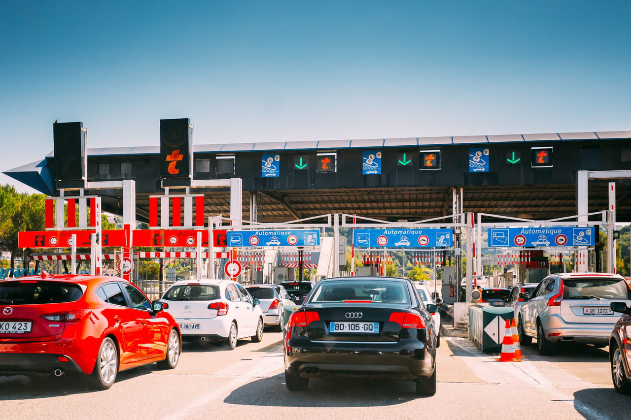 Les prix des péages augmenteront à cette date et surtout dans une région : voici combien les conducteurs vont devoir payer en plus