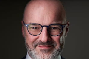 Travail hybride&nbsp;: comment les entreprises s'adaptent-elles &agrave; ce changement&nbsp;?