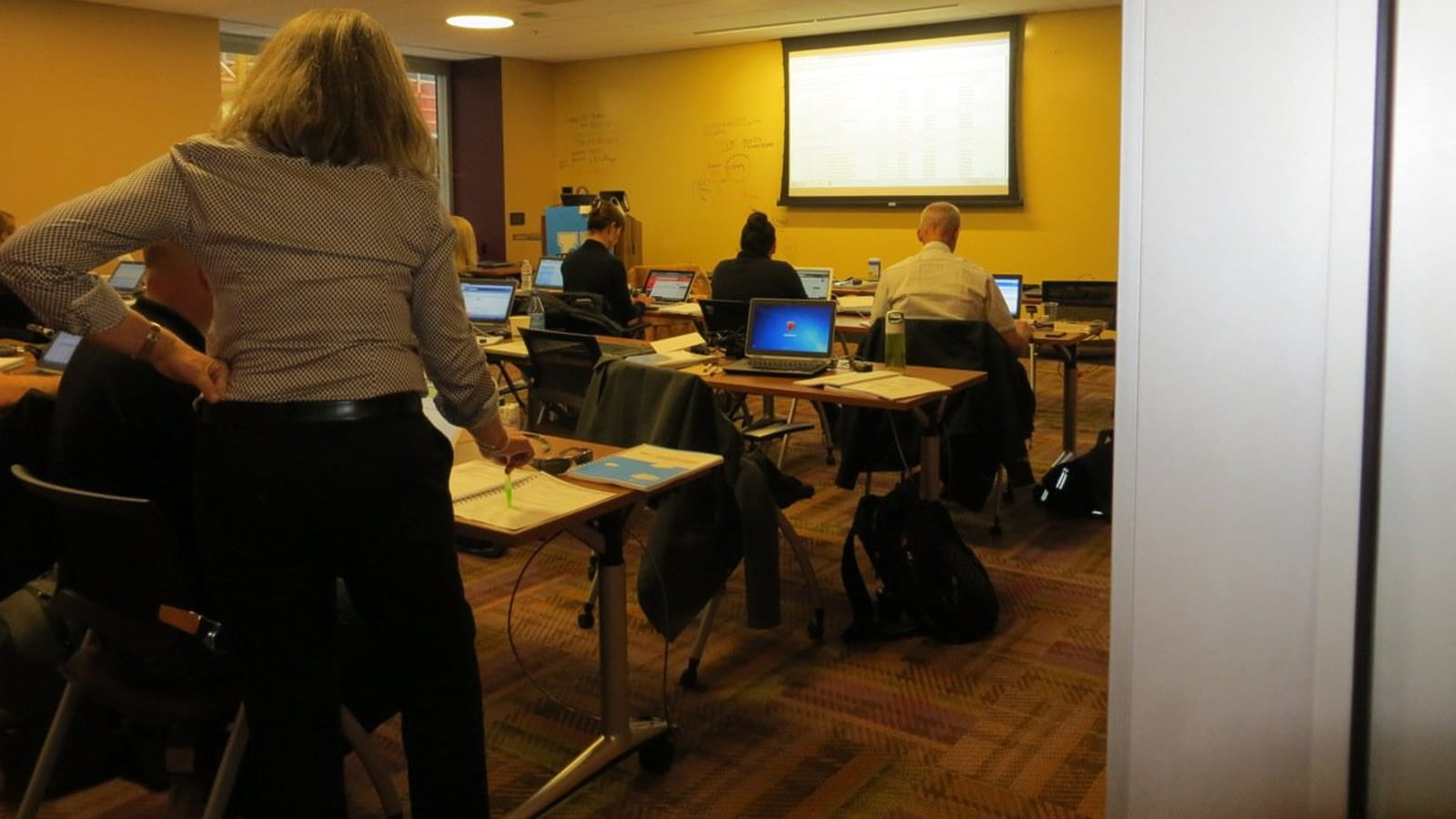 Enseigner la programmation aux jeunes