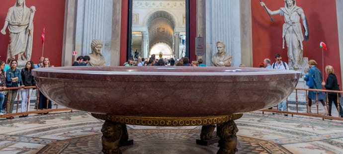 Cette baignoire co&ucirc;te deux milliards de dollars et appartient &agrave; un empereur romain