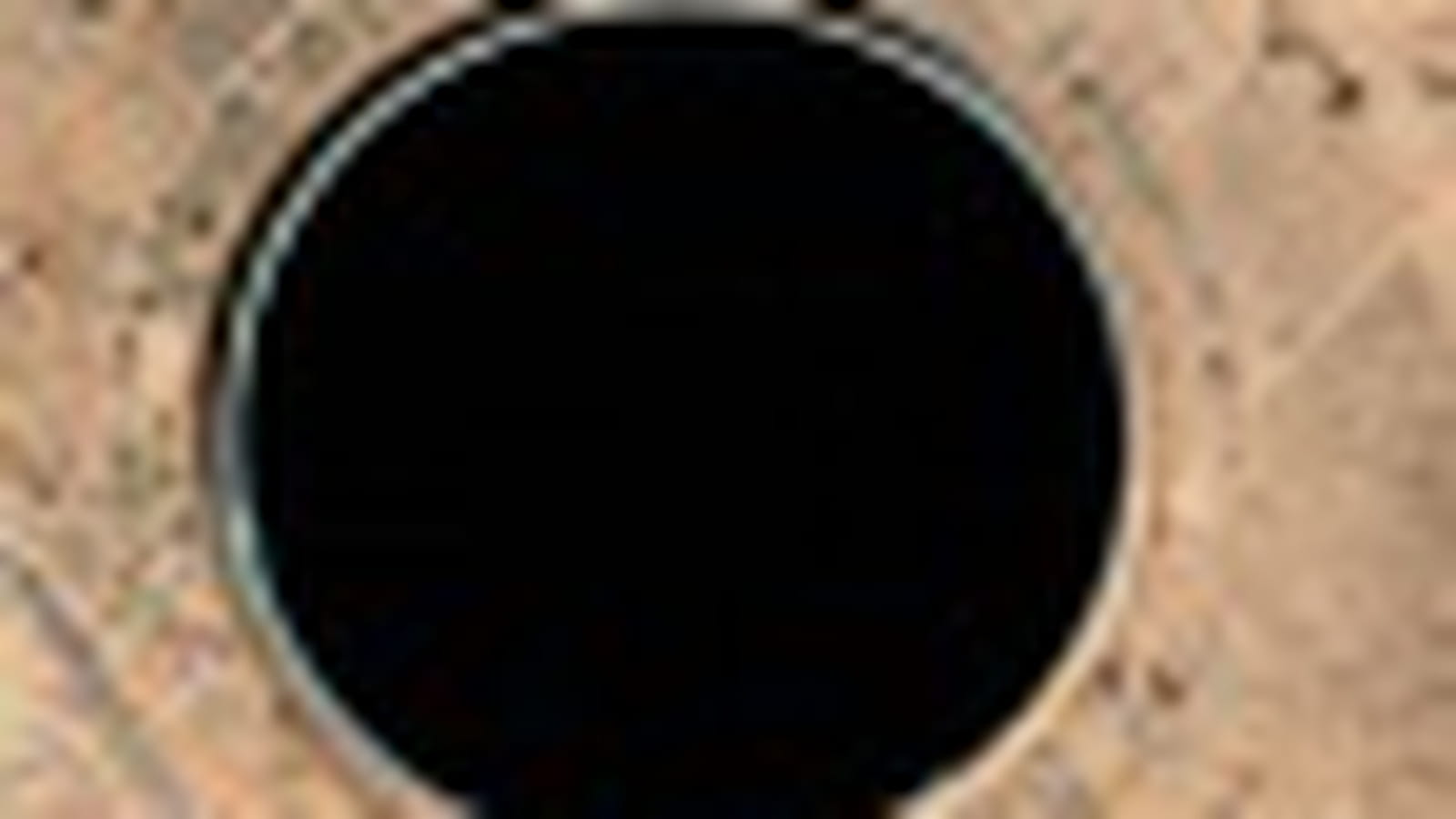 Oeil noir