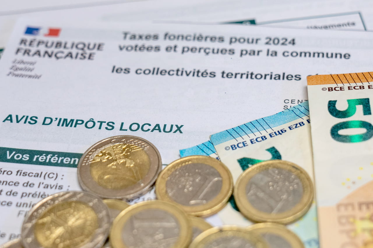 Double hausse pour des millions de propriétaires en 2026 : une ligne s'ajoute à la taxe foncière et la taxe d'habitation