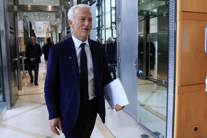 Patrick Martin craint une pagaille dans les entreprises si le co&ucirc;t du travail augmente