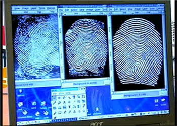 traitement informatique des empreintes digitales