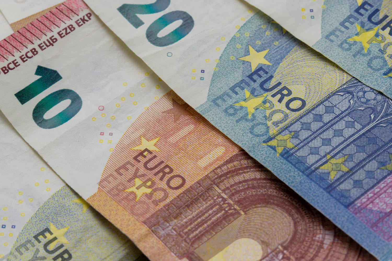 Le gouvernement rejette toute augmentation généralisée des salaires dans la fonction publique en 2026