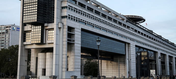Le gouvernement d&eacute;taille la part des budgets minist&eacute;riels consacr&eacute;e aux retraites des fonctionnaires