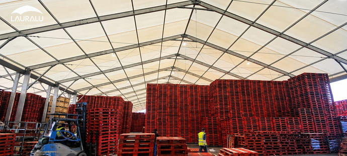 Entrep&ocirc;ts satur&eacute;s&nbsp;: le b&acirc;timent modulaire en location comme solution rapide&nbsp;?