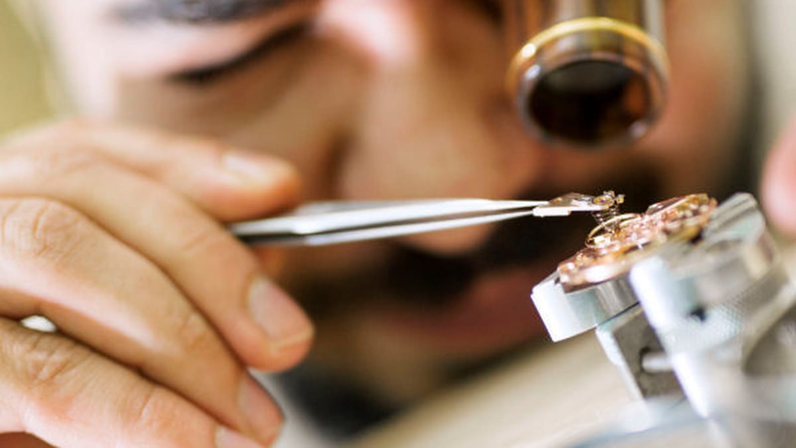 S'initier à l'horlogerie