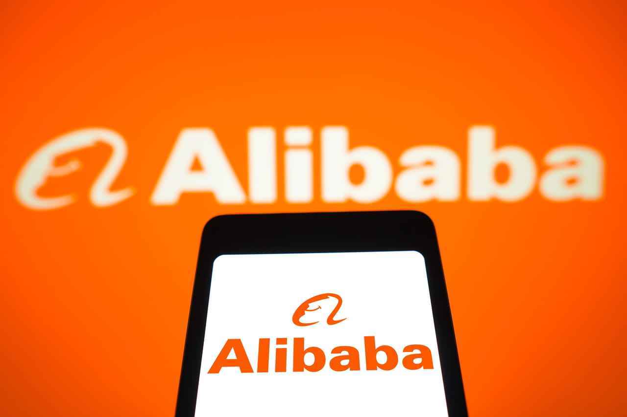Alibaba porte plainte contre le Pentagone pour contester son inscription sur la liste noire américaine