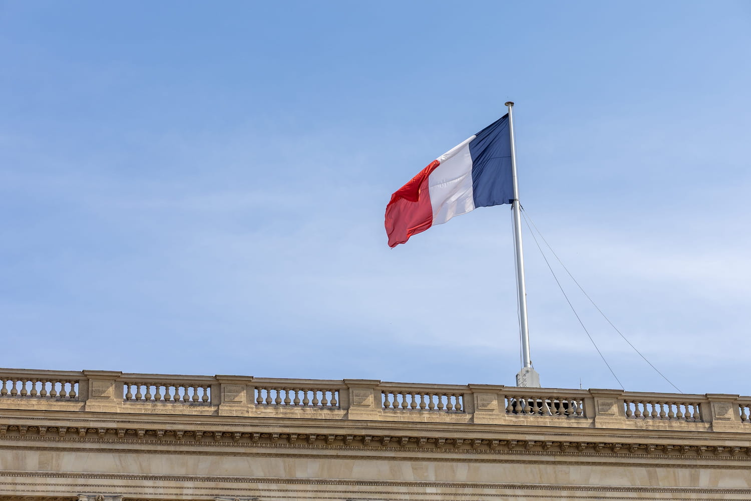 Présidentielle 2027 : Dominique de Villepin juge les programmes "un peu courts sur pattes"