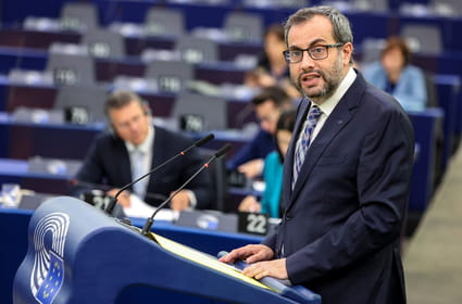 "En mati&egrave;re de r&eacute;mun&eacute;ration des artistes, l'industrie du streaming musical devrait s'inspirer de l'audiovisuel"