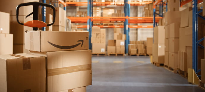 Amazon supprime 30&nbsp;000&nbsp;postes&nbsp;: le choc d'une restructuration pilot&eacute;e par l'IA