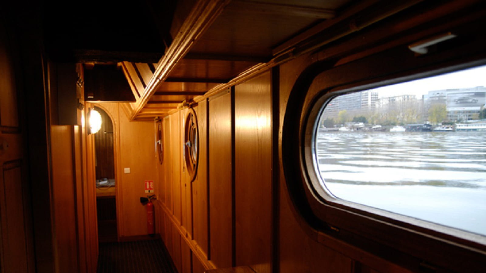 Péniche (2/2)