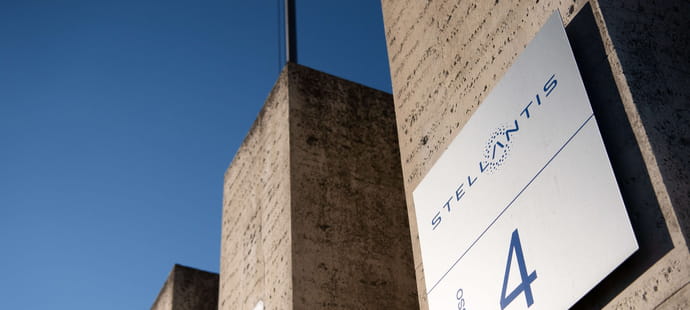 Stellantis enregistre une baisse de 20% de ses volumes de v&eacute;hicules livr&eacute;s au r&eacute;seau et aux ventes flottes