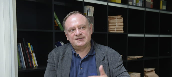 Jean-Marc Daniel explique comment la dette publique transf&egrave;re des ressources des pauvres vers les riches