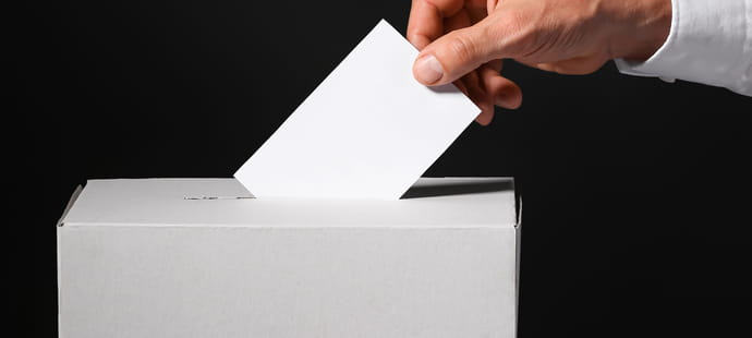 G&eacute;rald Darmanin annonce qu'il ne sera pas candidat &agrave; l'&eacute;lection pr&eacute;sidentielle et apporte son soutien &agrave; Edouard Philippe