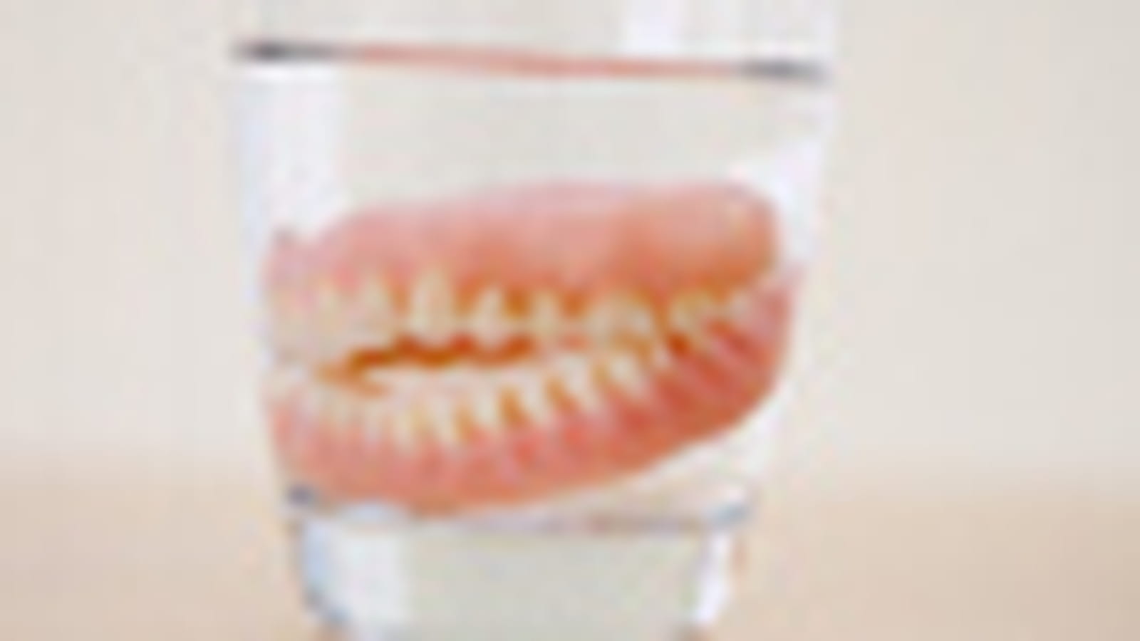 Nettoyant dentier