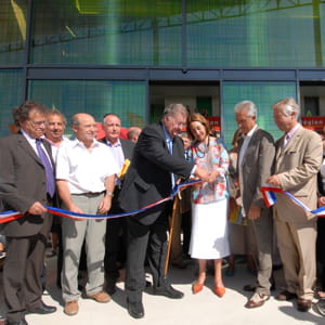 l'inauguration d'un lycée en lanquedoc-roussillon.