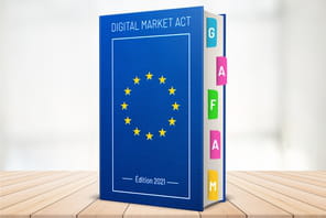 Face &agrave; Google et Facebook, l'UE l&eacute;gif&egrave;re, l'adtech esp&egrave;re
