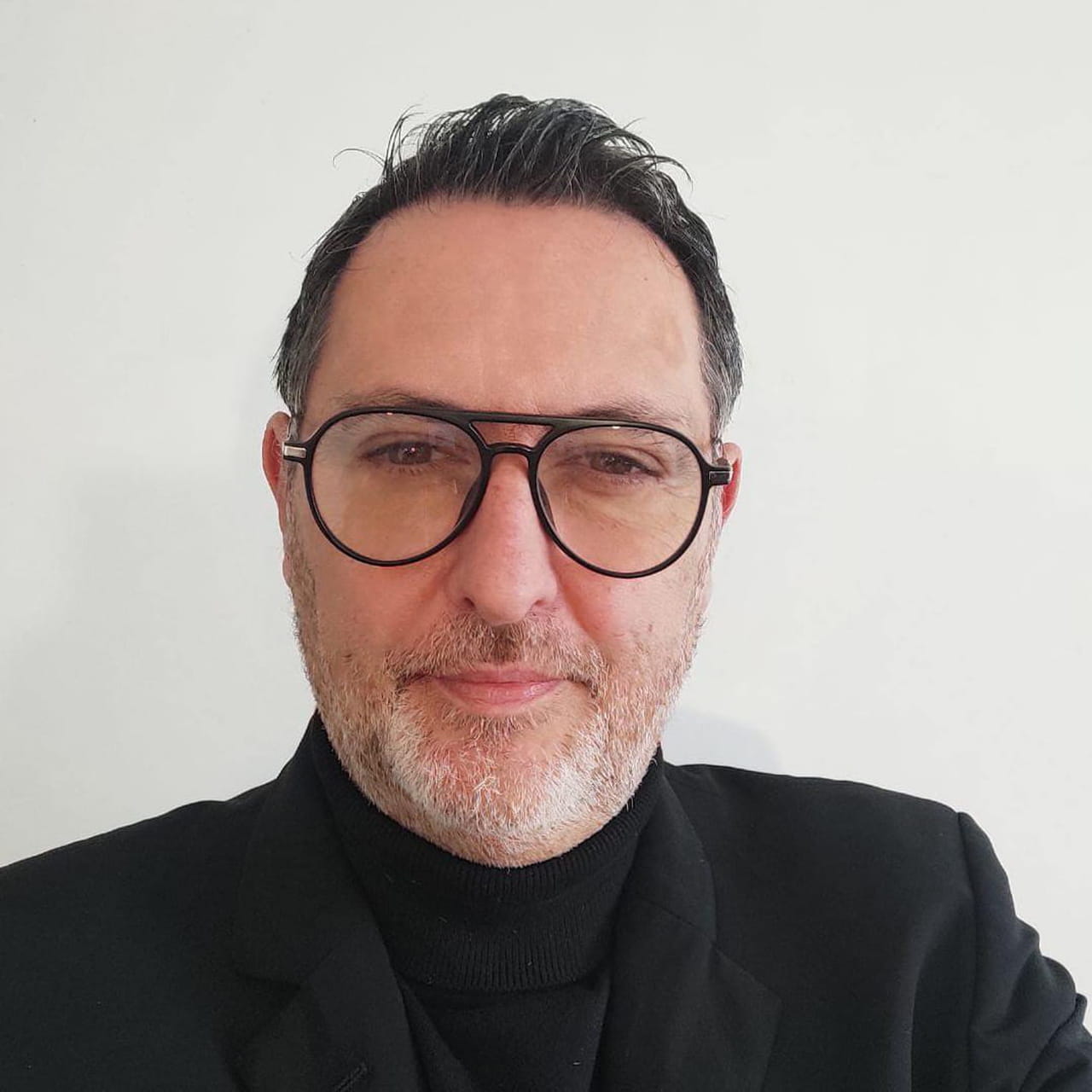 Le chef d'entreprise face au GEO : quand la décision se prend avant le clic