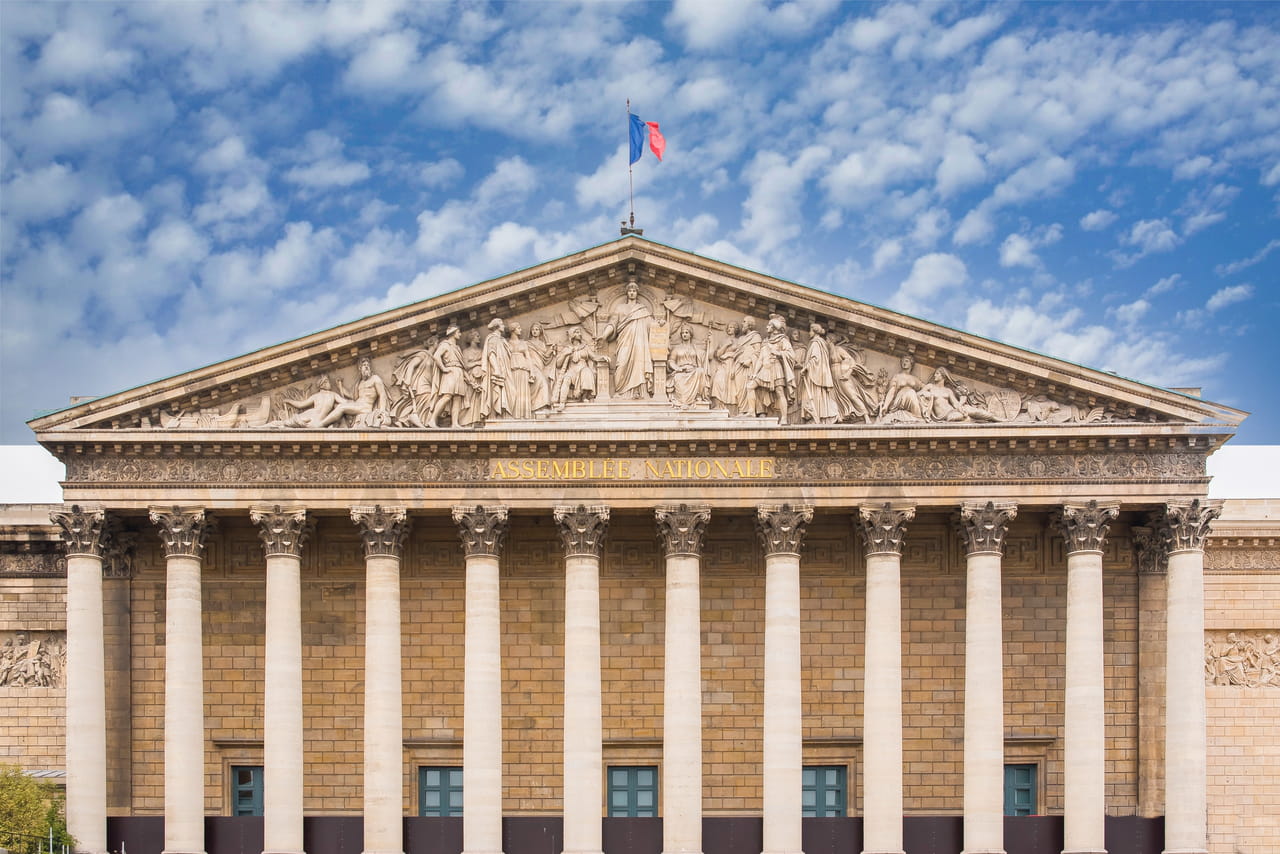 49.3 : Lecornu mise sur le débat plutôt que sur la contrainte