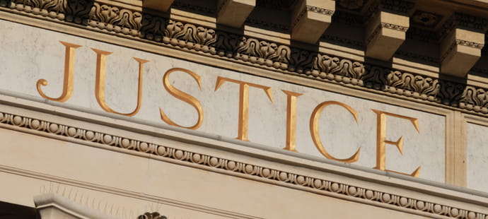 Un propri&eacute;taire r&eacute;clame 9&nbsp;500&nbsp;&euro; de loyers impay&eacute;s &agrave; des locataires qui ont gard&eacute; les clefs du logement&nbsp;: la Cour de cassation lui donne tort