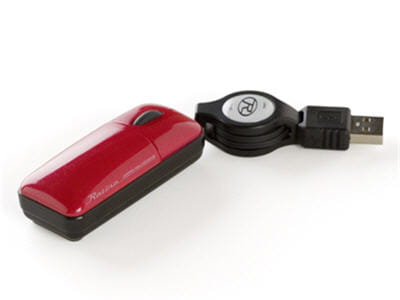 la souris rotino est de la taille d'une clé usb.