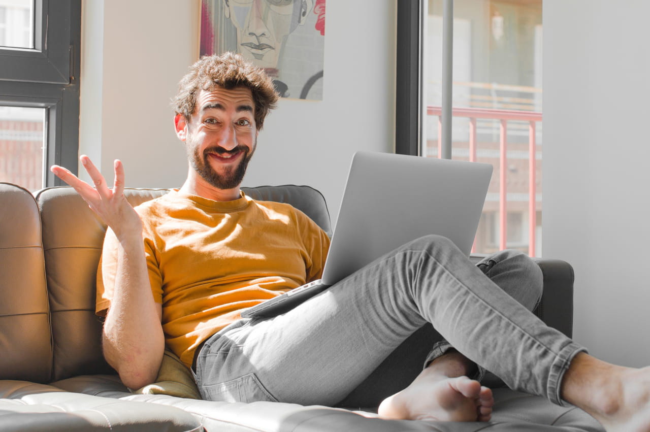 Un seul abonnement pour tout protéger : Surfshark séduit par sa simplicité et ses connexions illimitées