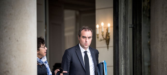 La cote de confiance de S&eacute;bastien Lecornu tombe &agrave; 21%, son plus bas niveau depuis son arriv&eacute;e &agrave; Matignon