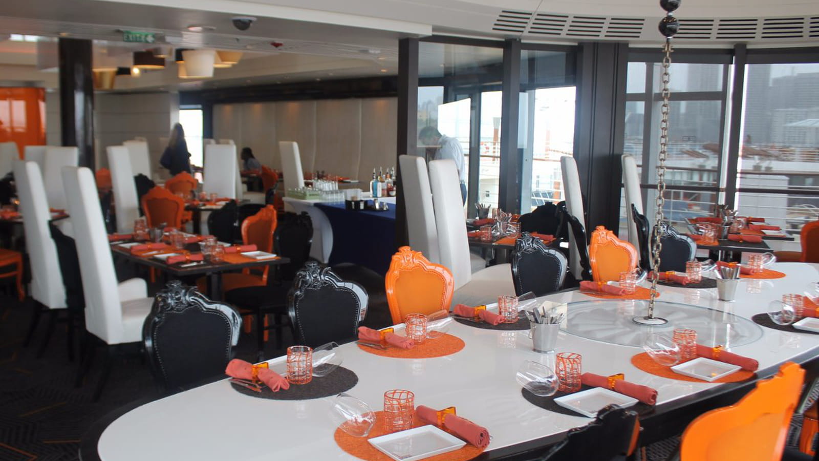 Un restaurant intérieur