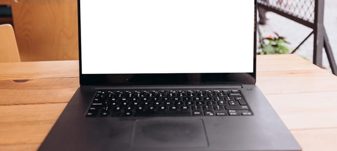 Bien choisir son ordinateur de t&eacute;l&eacute;travail&nbsp;: guide pratique et comparatif 2026