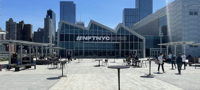 NFT.NYC, l'&eacute;v&eacute;nement newyorkais sans public qui fait briller les autres