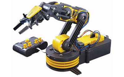 bras robotisé pilotable