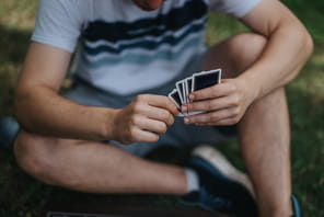 Si votre fils joue avec ces cartes, gardez-les pr&eacute;cieusement, elles pourraient devenir les futures cartes Pok&eacute;mon