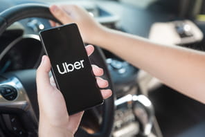 Uber condamn&eacute;e pour "parasitisme" et "pratique commerciale d&eacute;loyale" envers les taxis parisiens