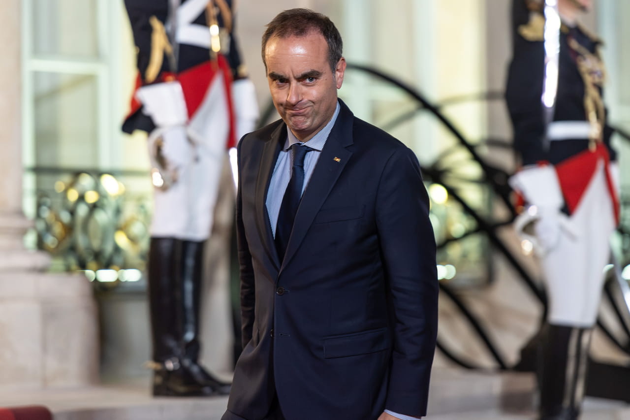 Le gouvernement affronte une multiplication des fronts sociaux avant la Toussaint