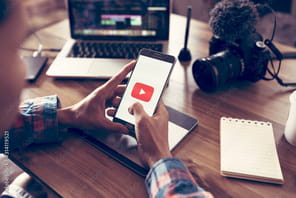 YouTube revoit ses r&egrave;gles&nbsp;: des cr&eacute;ateurs bannis font leur retour