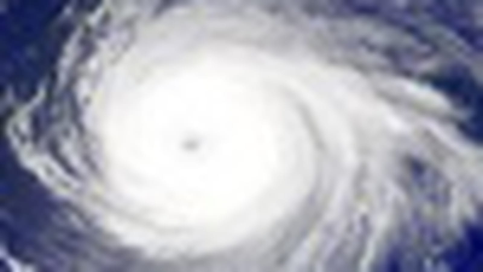 Dans l'oeil du cyclone