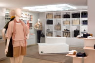 la boutique lacoste de passy.
