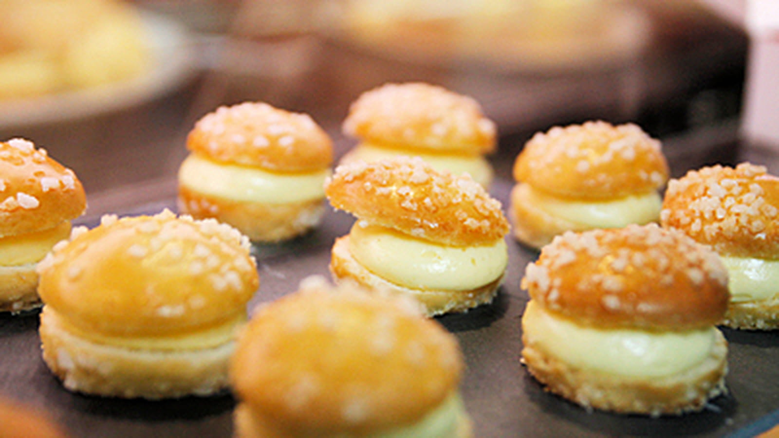 Mini tartes tropéziennes