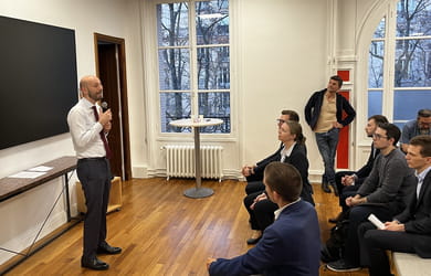 Intelligence artificielle au sein des services publics : un premier bilan et une accélération