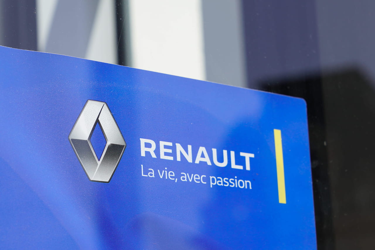 Renault annonce 800 départs volontaires d'ingénieurs en France d'ici à 2027 pour faire face à la concurrence chinoise