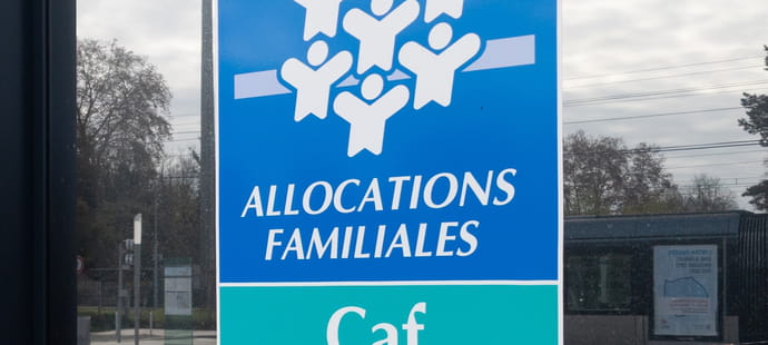 Compl&eacute;ment familial&nbsp;: quel montant&nbsp;vers&eacute; par la CAF&nbsp;?