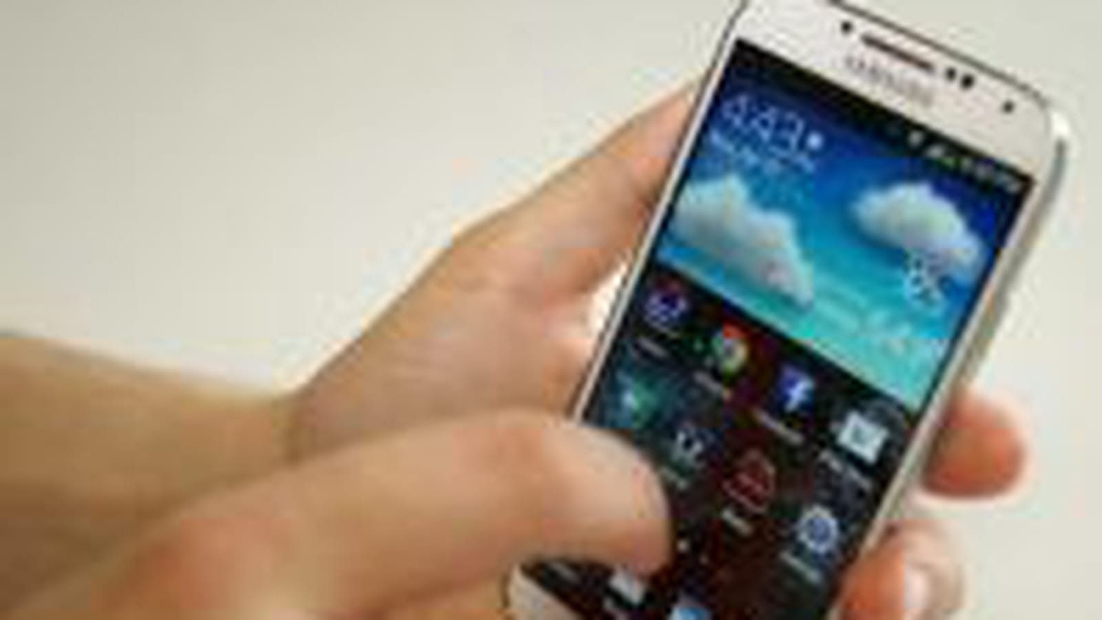 Galaxy S4 vs iPhone 5S
