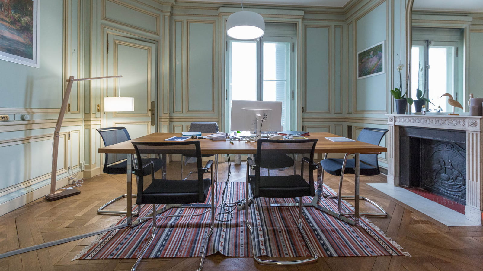 Bureaux fermés