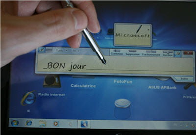 la reconnaissance de caractère marche plutôt bien lorsqu'on écrit au stylet, on