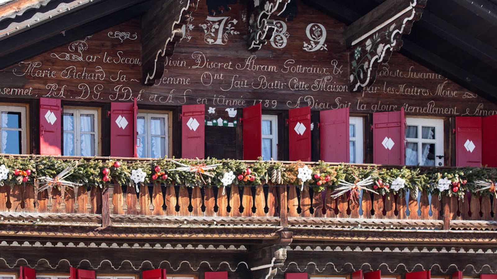 Dans un vieux chalet 