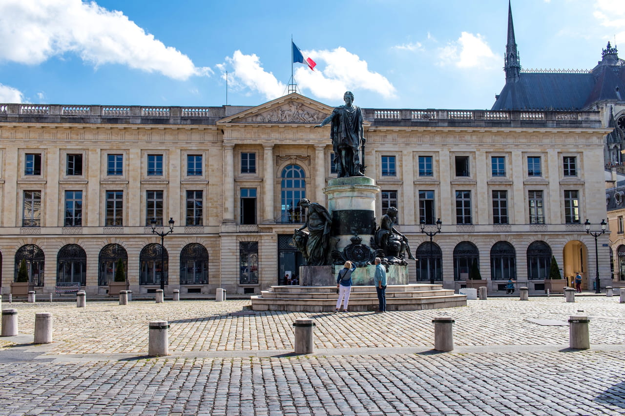 La DGAFP présente trois scénarios de réforme pour la fonction publique à l'horizon 2050